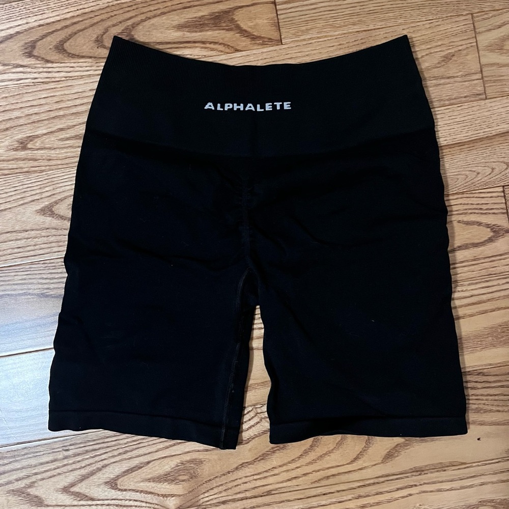 Alphalete Women's Black Bike Shorts